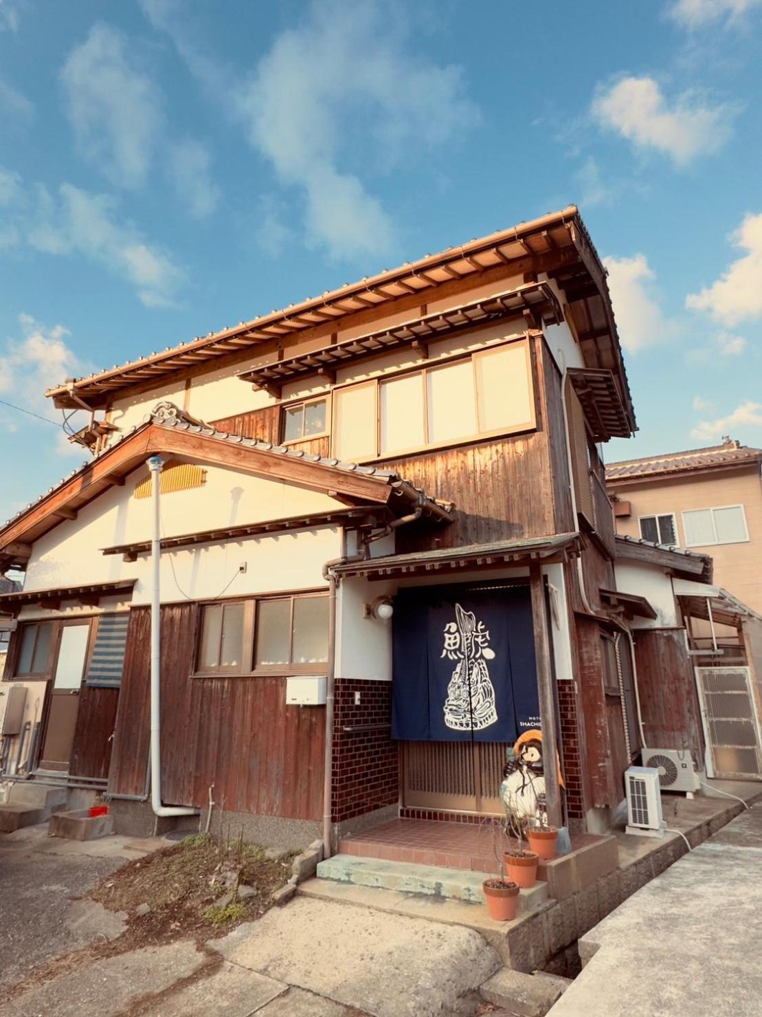 Villa Shachihoko 海辺の一棟貸切ヴィラ しゃちほこ *